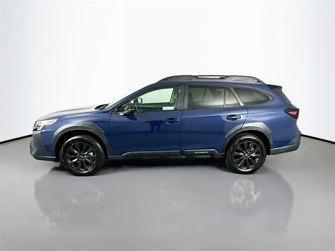 Used 2024 Subaru Outback Onyx Edition image 4