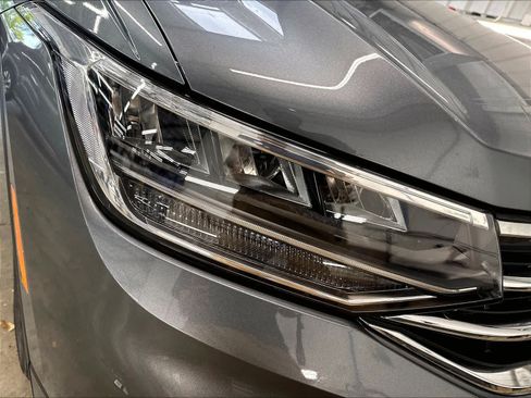 Used 2024 Volkswagen Tiguan Wolfsburg Edition AWD/4WD image 35