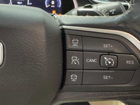 Used 2021 Jeep Grand Cherokee L Limited image 32