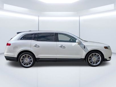 Used 2018 Lincoln MKT AWD w/ Technology Package