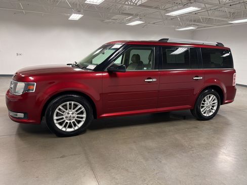 Used 2017 Ford Flex SEL w/ Equipment Group 202A FWD image 27