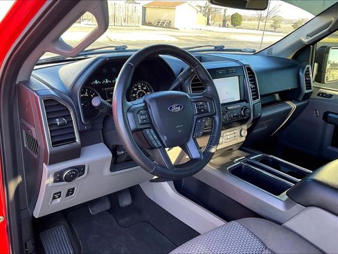 Used 2020 Ford F150 XLT w/ Equipment Group 302A Luxury image 14