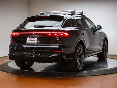 New 2026 Audi RS Q8 performance image 16