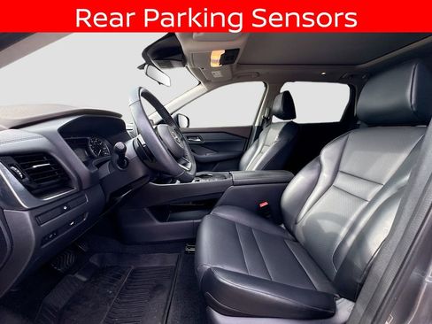 Used 2022 Nissan Rogue SV w/ SV Premium Package FWD image 17