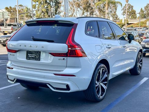 Used 2023 Volvo XC60 B5 Ultimate AWD/4WD image 6