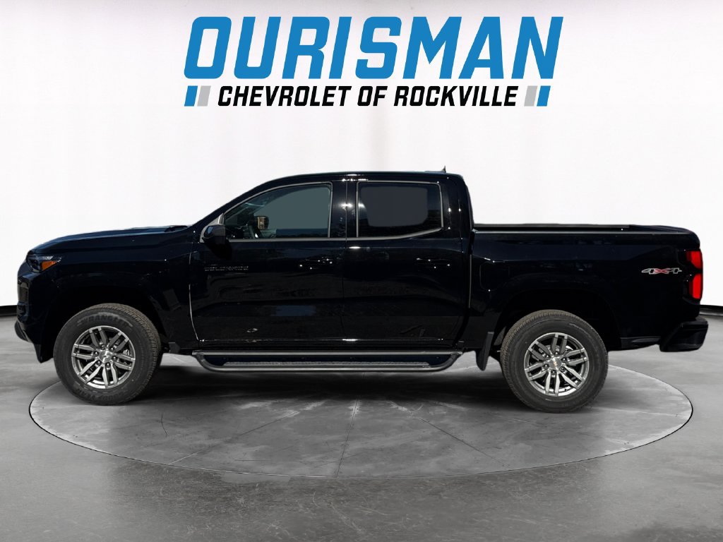 New 2026 Chevrolet Colorado LT w/ LT Convenience Package AWD/4WD image 3