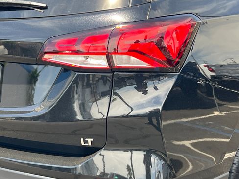 Used 2023 Chevrolet Equinox LT w/ Driver Convenience Package FWD image 27