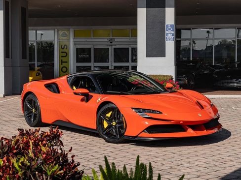 Used 2021 Ferrari SF90 Stradale image 12