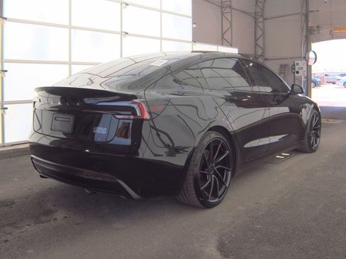Used 2024 Tesla Model 3 Performance AWD/4WD image 4