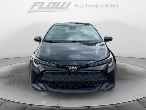 Used 2020 Toyota Corolla SE FWD image 2