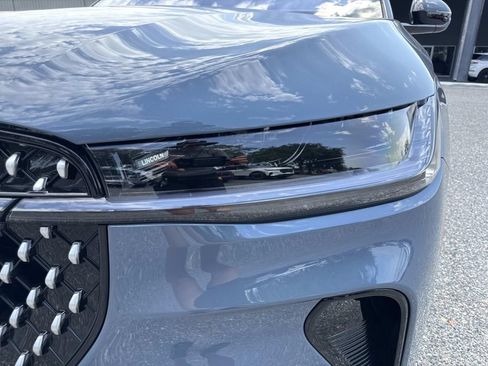 New 2026 Lincoln Nautilus Premier AWD/4WD image 9