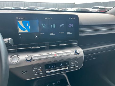 Used 2025 Hyundai Kona SEL image 20