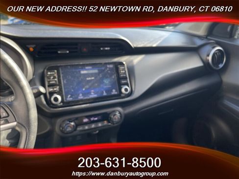 Used 2022 Nissan Kicks SV FWD image 14