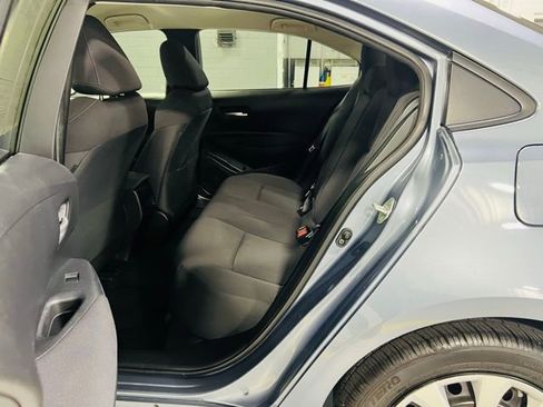 Used 2020 Toyota Corolla LE image 23