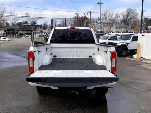 Used 2021 Ford F250 Platinum w/ FX4 Off-Road Package image 36