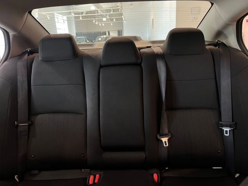 Used 2025 Nissan Altima 2.5 SV FWD image 37