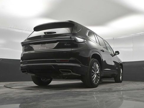 New 2026 Buick Enclave Avenir w/ Super Cruise Package AWD/4WD image 37