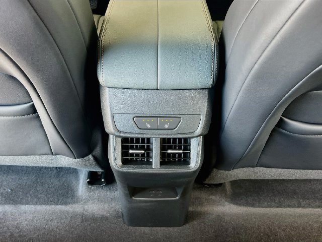 New 2027 GMC Terrain AT4 w/ Convenience Package III AWD/4WD image 18