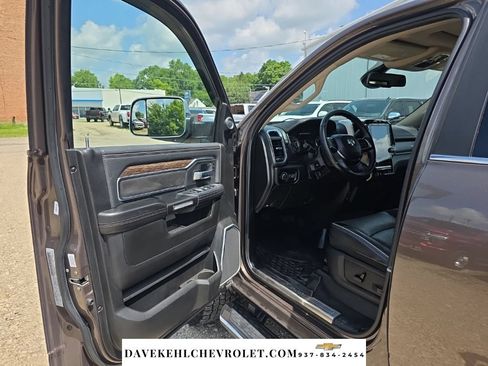 Used 2019 RAM 2500 Laramie AWD/4WD image 9