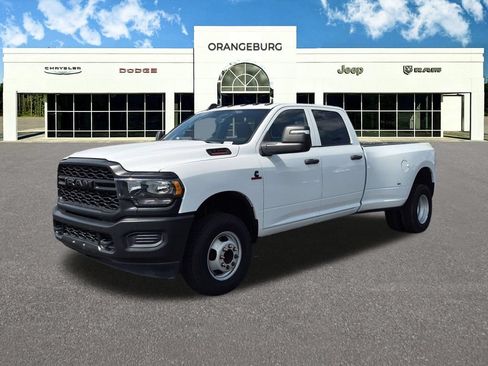 Used 2023 RAM 3500 Tradesman AWD/4WD image 5