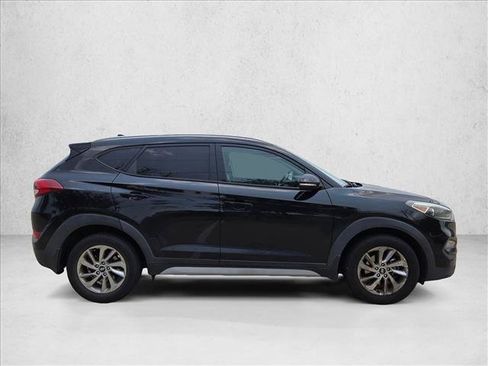 Used 2018 Hyundai Tucson SEL Plus FWD image 4