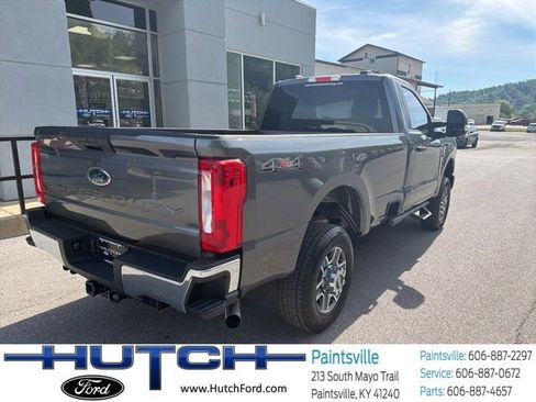 Used 2025 Ford F250 XLT AWD/4WD image 3
