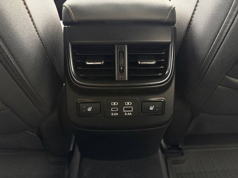 Used 2024 Subaru Outback Wilderness AWD/4WD image 32