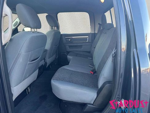 Used 2019 RAM 1500 Big Horn AWD/4WD image 10
