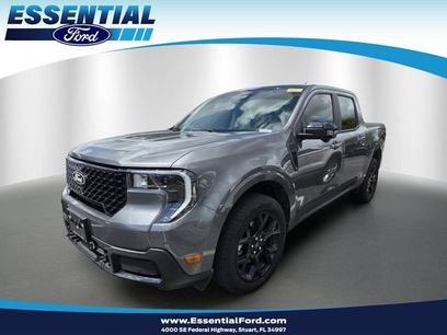 Certified 2025 Ford Maverick Lariat w/ Black Appearance Package