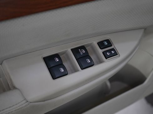 Used 2014 Subaru Outback 2.5i Limited w/ Moonroof Package image 19