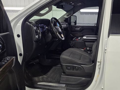 Used 2023 GMC Sierra 3500 SLE w/ SLE Convenience Package image 7