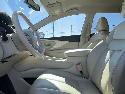 Used 2017 Nissan Murano SL image 16