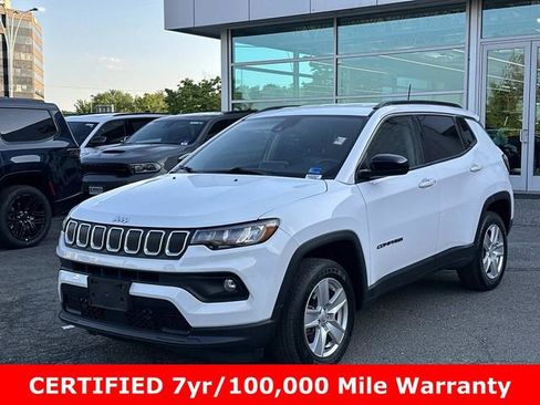 Used 2022 Jeep Compass Latitude w/ Convenience Group AWD/4WD image 6