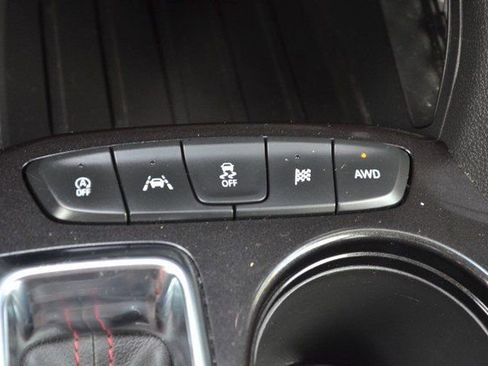 Used 2024 Chevrolet TrailBlazer RS image 29