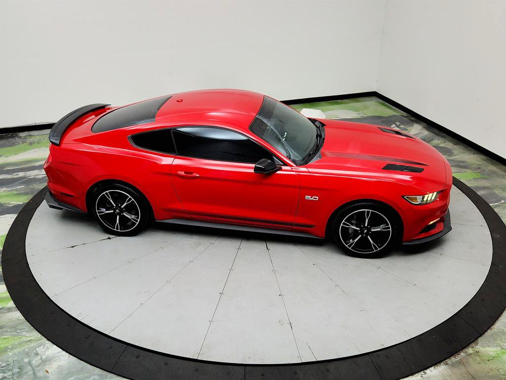 Used 2017 Ford Mustang GT Premium RWD image 30