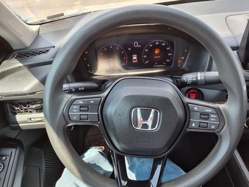 Used 2024 Honda Accord LX image 19
