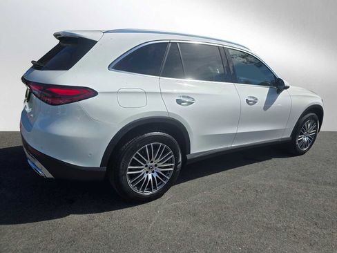 Certified 2026 Mercedes-Benz GLC 300 image 4