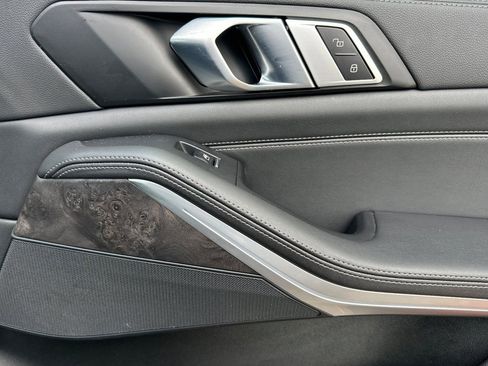 Used 2023 BMW X5 xDrive40i w/ Premium Package AWD/4WD image 20