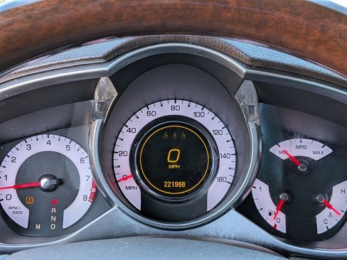 Used 2011 Cadillac SRX Performance image 16