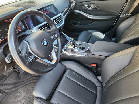 Used 2019 BMW 330i xDrive Sedan w/ Convenience Package AWD/4WD image 10