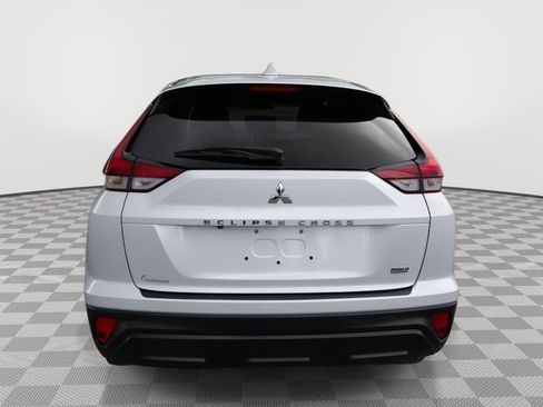 Used 2023 Mitsubishi Eclipse Cross LE AWD/4WD image 6