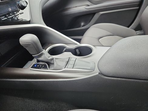 Used 2024 Toyota Camry LE image 20