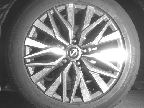 Used 2025 Nissan Altima 2.5 SV image 14