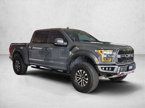 Used 2020 Ford F150 Raptor w/ Equipment Group 802A Luxury AWD/4WD image 3