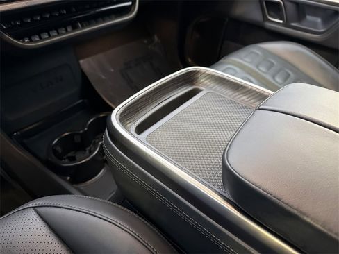 Used 2023 Rivian R1S Adventure image 34