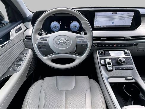 Used 2024 Hyundai Palisade Calligraphy FWD image 6