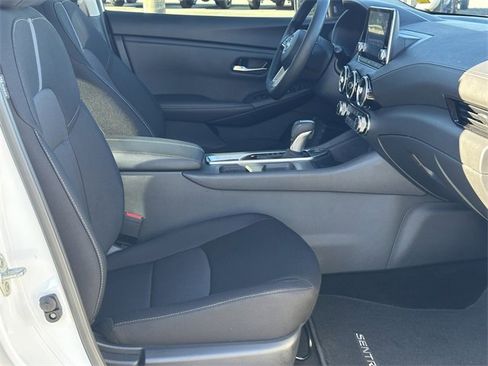 Certified 2025 Nissan Sentra SV image 14