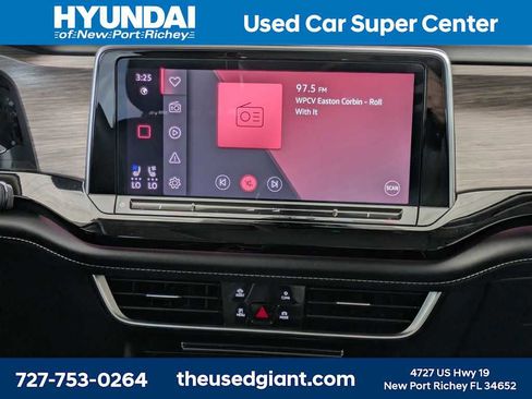 Used 2024 Volkswagen Atlas SEL Premium R-Line AWD/4WD image 27