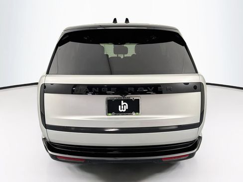 Used 2023 Land Rover Range Rover Long Wheelbase SE AWD/4WD image 6
