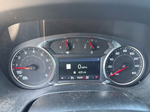 Used 2023 GMC Acadia SLT w/ Preferred Package AWD/4WD image 7